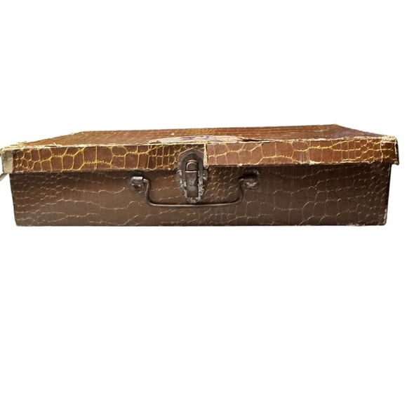 Vintage Little Country Doctor Toy Set by Transogram – Most Parts, Original Box - Picture 5 of 16